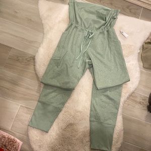 Old navy coolzoom pants
